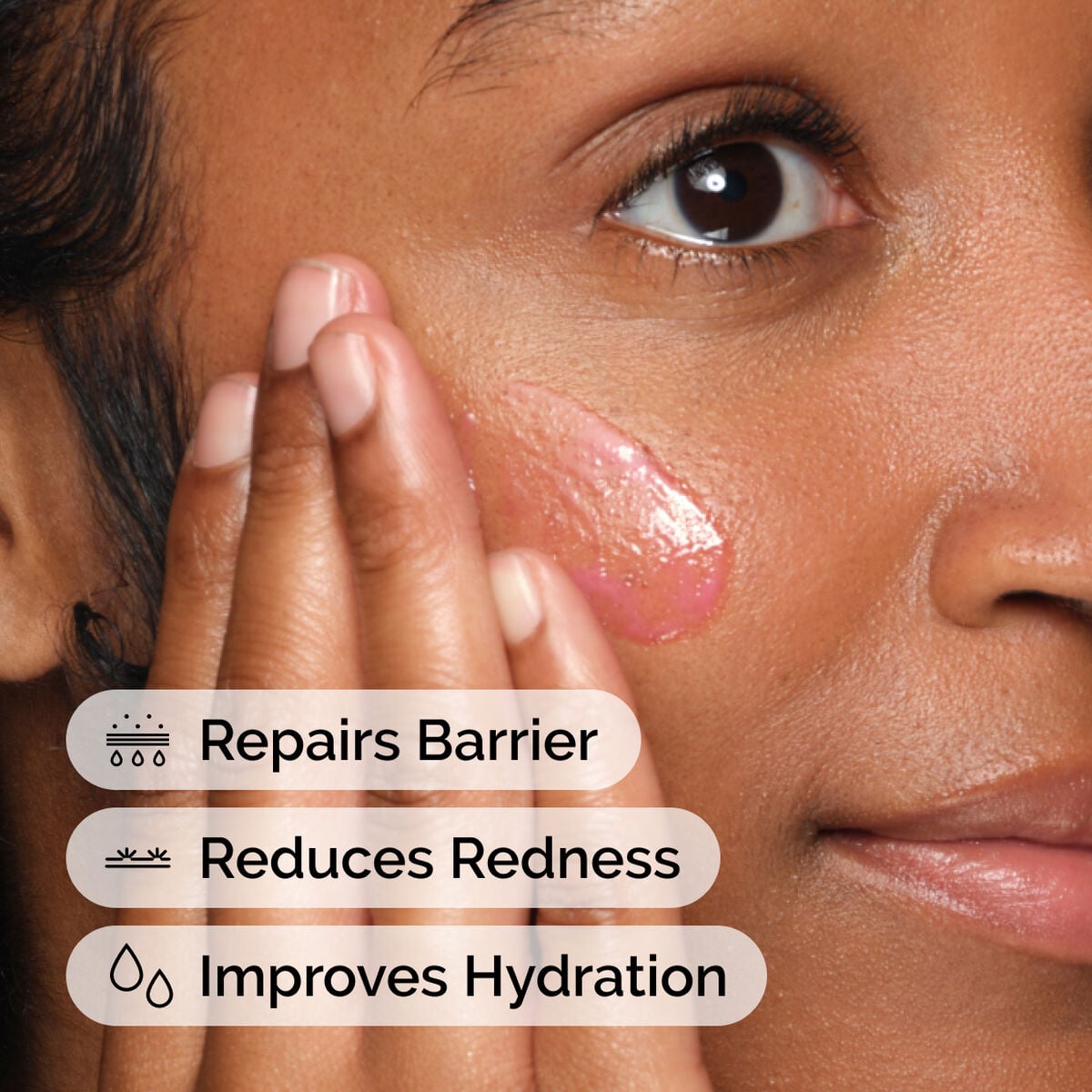 soothing-and-barrier-support-serum-set-p7 ord-soothing-barrier-support-serum-model-application-with-benefits.jpg